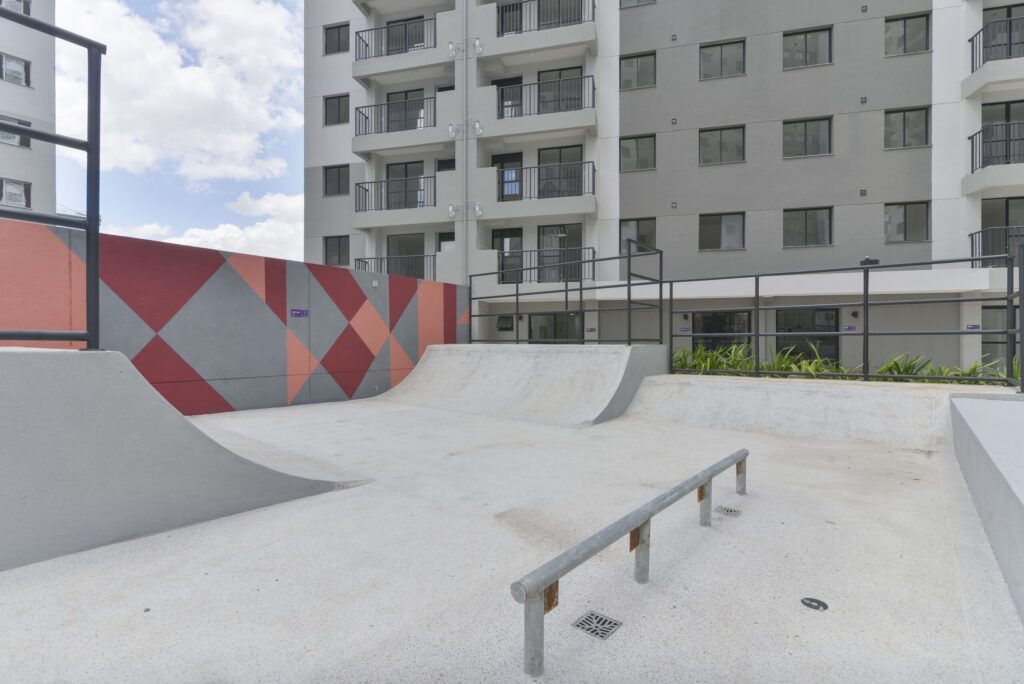 SKATE PARK