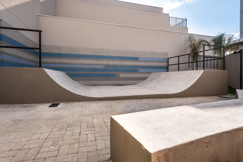 SKATE PARK