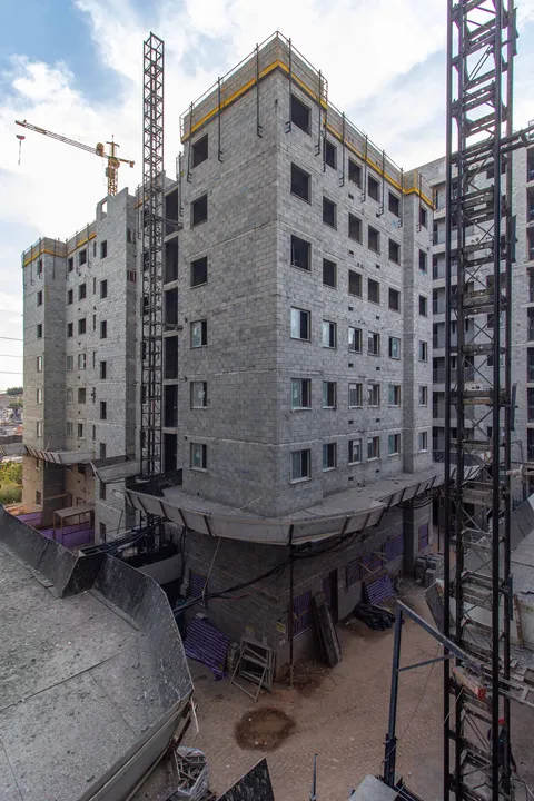 Varanda em fase de acabamento
