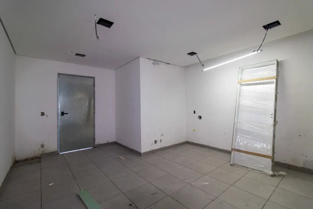 Interior em fase de acabamento
