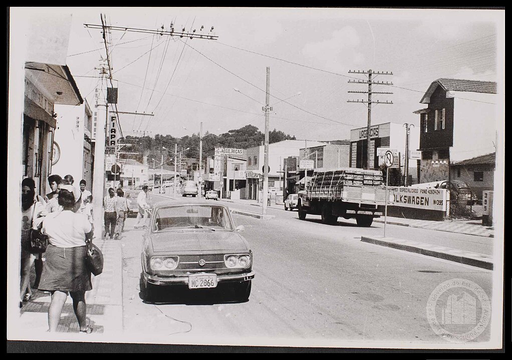 Rua de Carapicuíba na década de 70