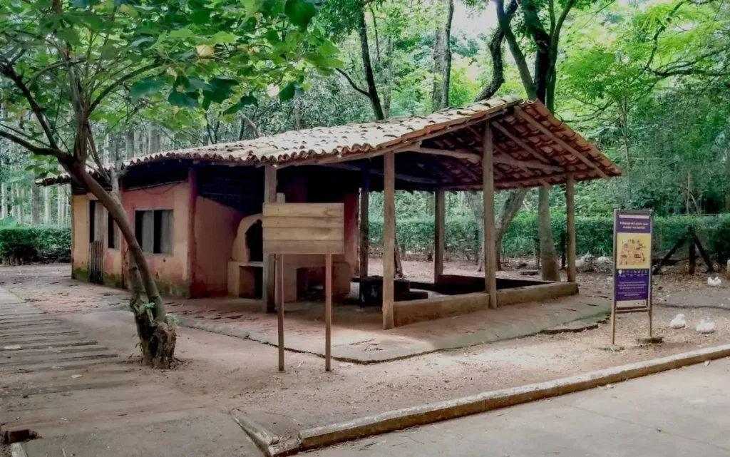 Casa do Caboclo no Parque da Água Branca em SP